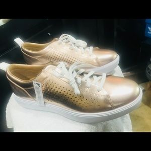 Under Armour New! UAS Capeside Low Women’s